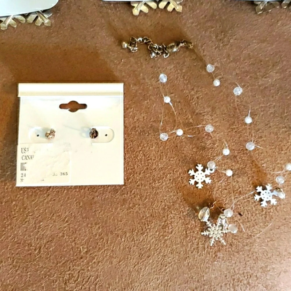 Children's barrettes and jewelry